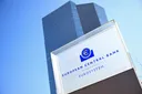 De ECB houdt rentetarieven ongewijzigd nu stijgende energieprijzen de vooruitzichten vertroebelen