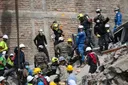 Esperanza de hallar supervivientes en Colombia se agota, entre polémicas por rescatistas extranjeros