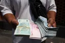 Iran rial plunges to 2.02M per US dollar as focus turns to Bessent and mediator Pakistan