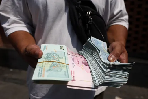 Iran rial plunges to 2.02M per US dollar as focus turns to Bessent and mediator Pakistan