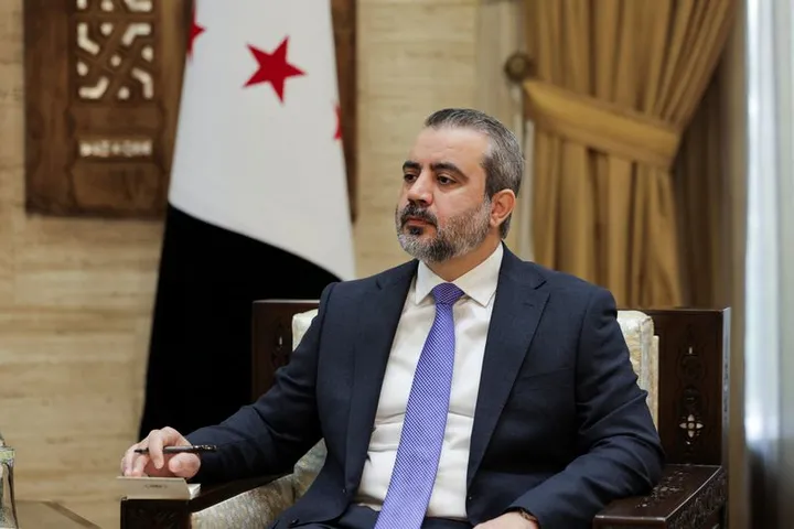 سۈرىيە ۋە ئىسرائىلىيە ھەيئەتلىرى ئامېرىكانىڭ ۋاسىتىچىلىكىدە كۆرۈشتى