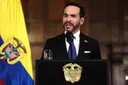 Ordenan a De la Espriella ocultar videos en los que aparece junto a cadáveres en Colombia: reporte