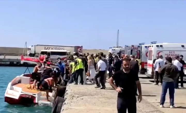 Opération de sauvetage en cours après le naufrage d’un ferry au large de la RTCN