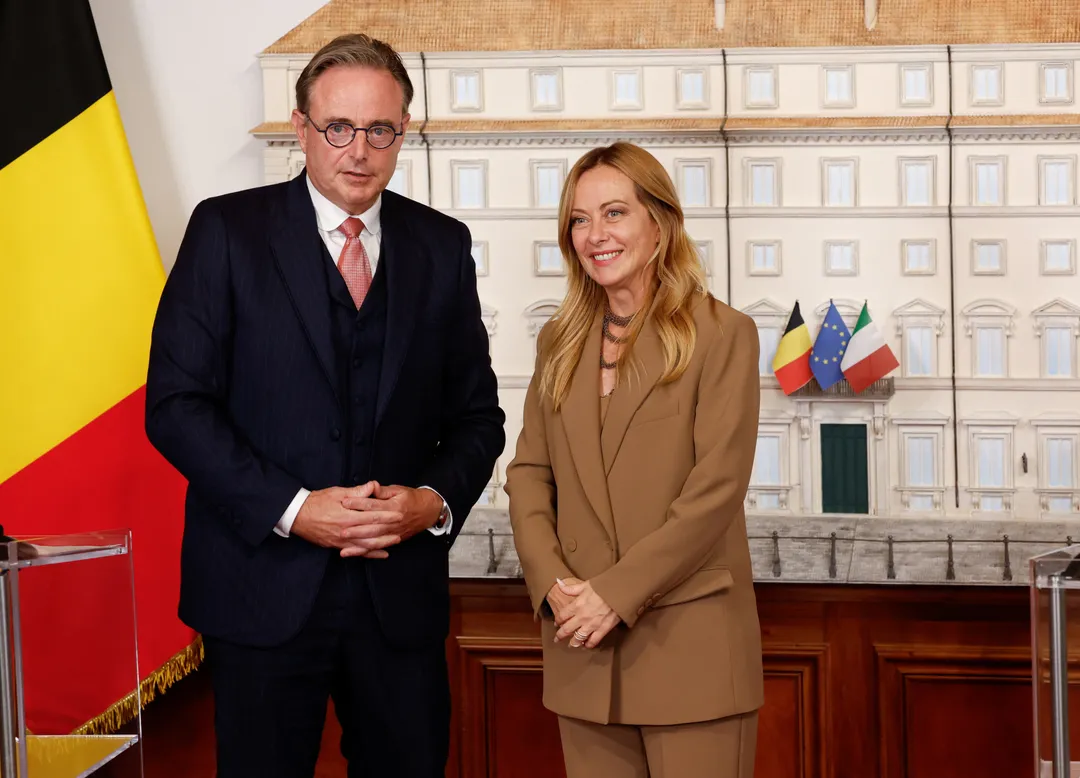 Meloni en De Wever pleiten in Rome voor striktere bescherming van Europese zuidgrens