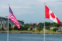 Le conflit entre Washington et Ottawa s'envenime, Trump interdit des produits canadiens