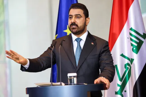 رئيس وزراء العراق: نسعى لتنويع منافذ تصدير النفط إلى أوروبا عبر تركيا وسوريا