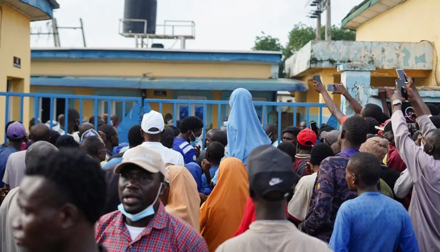 Nigeria : 37 personnes soupçonnées d’exploitation minière illégale meurent en détention