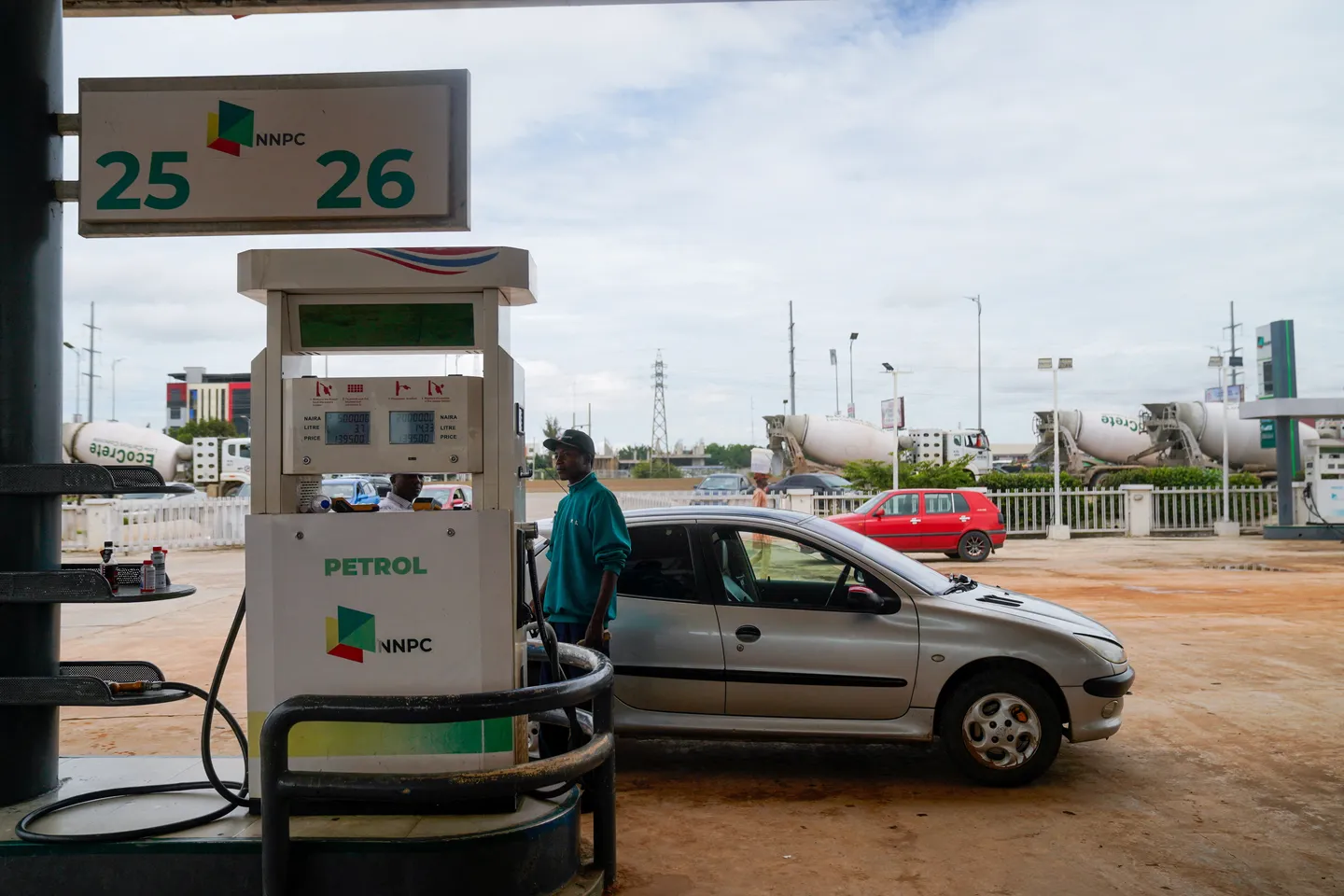 Donald Duke: I go reduce petrol price to N300 per litre for Nigeria if I become Presido