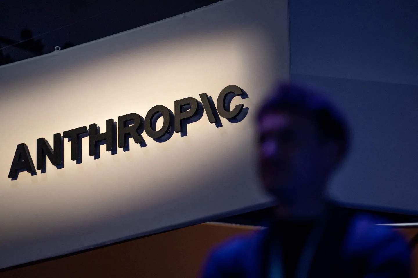 Anthropic plans 5% stake pledge to tackle AI's impact on workers