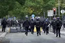 Хаос во Франција: Ескалираа средношколските протести