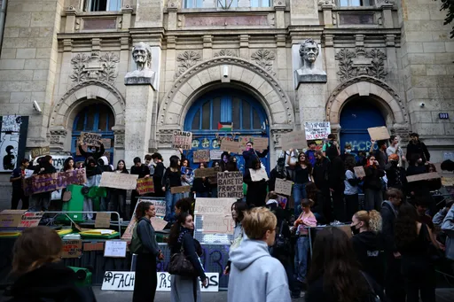 No let-up in France student protests despite government assurances