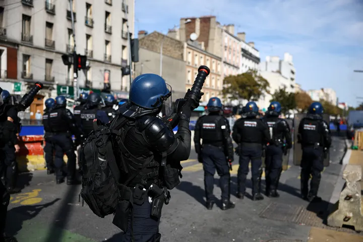 Mouvement lycéen: un adolescent de 16 ans perd l'usage d'un oeil après un tir policier