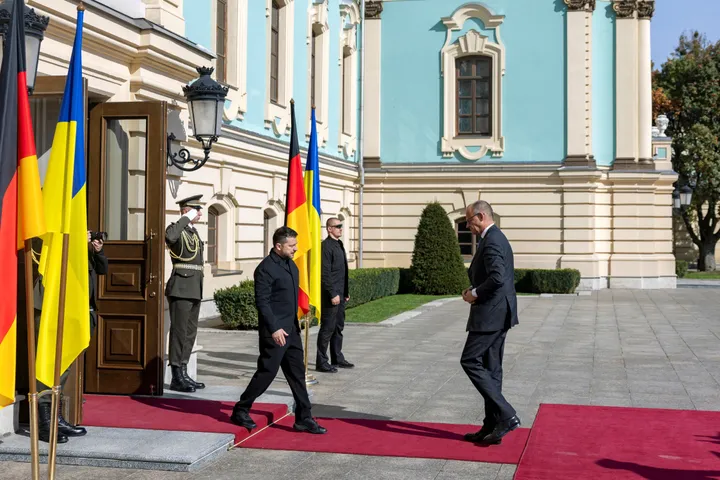 Visite gagnant-gagnant du chancelier Merz en Ukraine