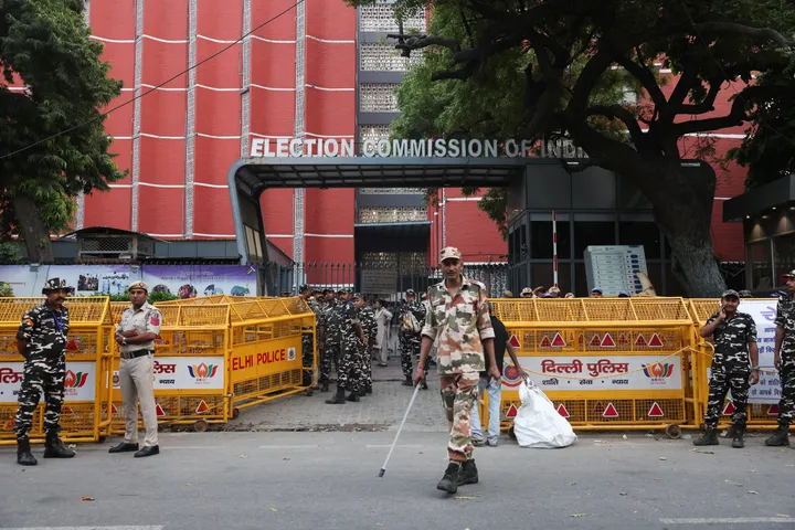 India seals off New Delhi ahead of youth protest to oust Modi's election chief