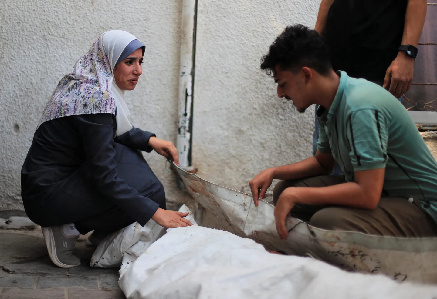 Petero Palestinaca poginulo, a nekoliko ranjeno u Gazi dok izraelska vojska nastavlja napade