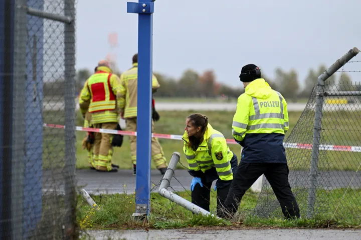 Zerstörter Zaun am Flughafen Leipzig: Vorfall bleibt nach Polizeieinsatz Rätsel