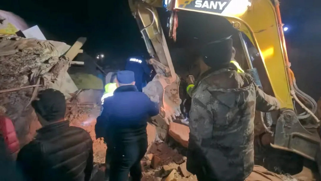 Casualties as strong quake hits China's Tibet region