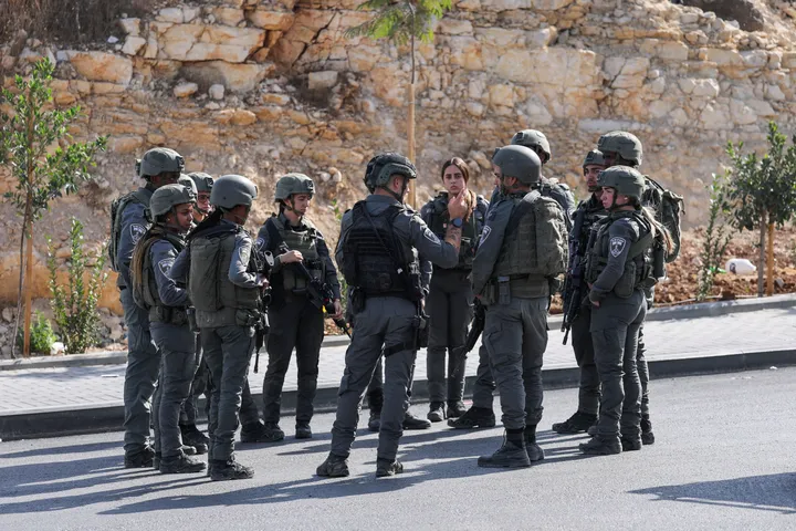 Netanyahu ordena "cierre total" de Cisjordania ocupada: las entradas de Hebrón ya fueron clausuradas