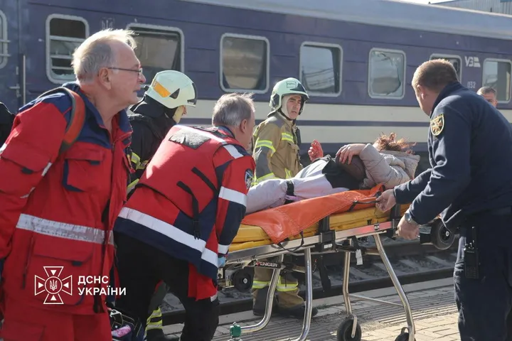 13 загинати на железнички перон во Днепар по удар на руски млазен дрон